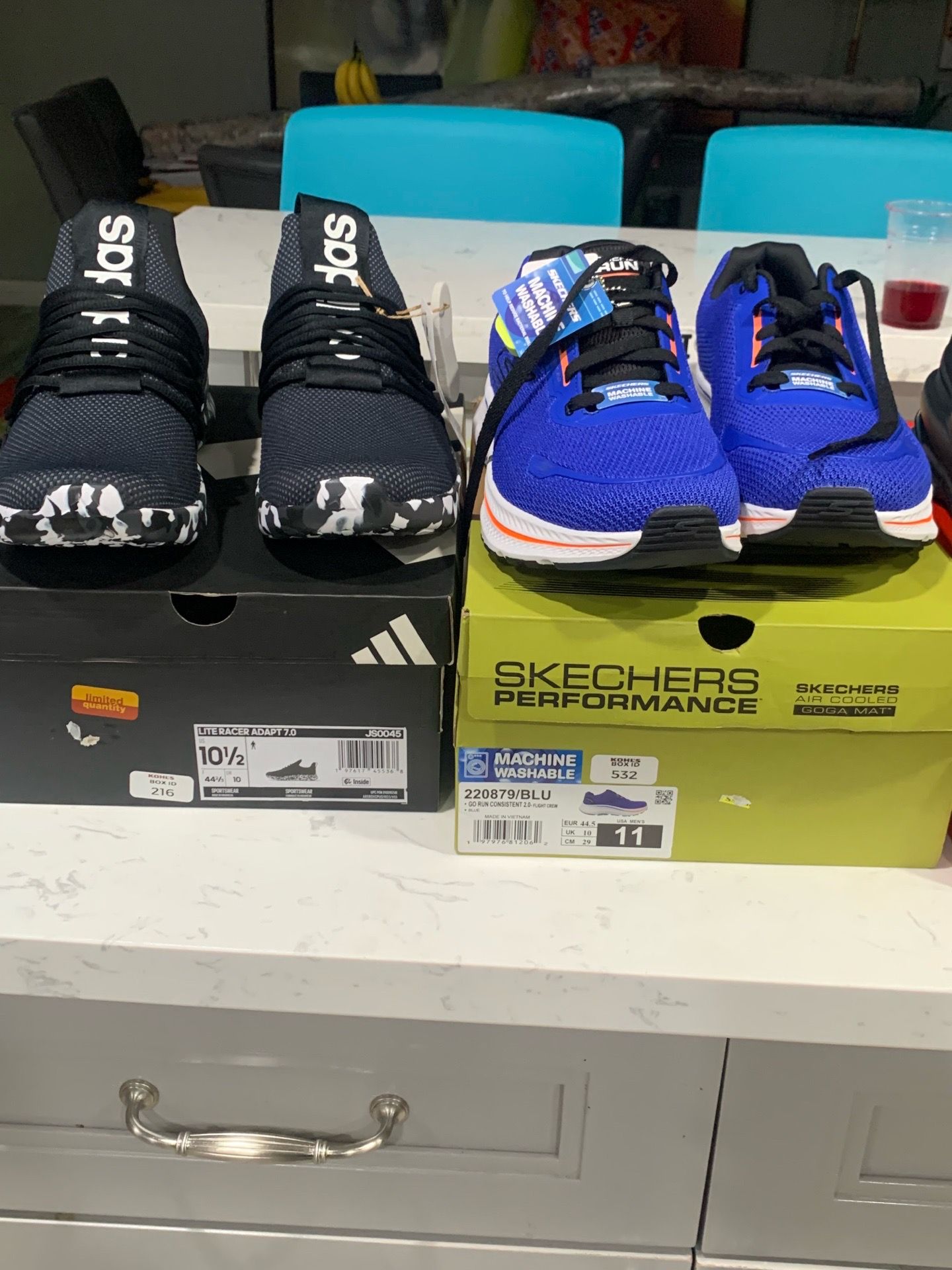 4 pairs new tennis different brands 3 are size 10,5 one 11 asking 40 dls a pair no lower price