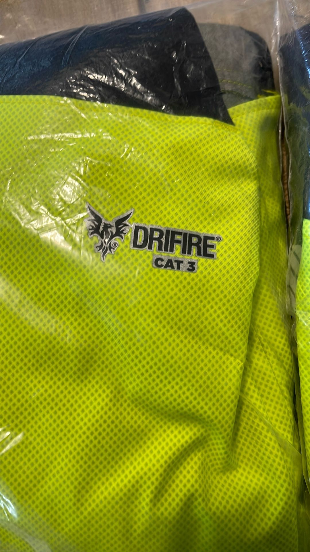 Drifire Cat 3 / Suit. New