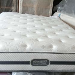 Queen Size Mattress (Colchon Queen Size)