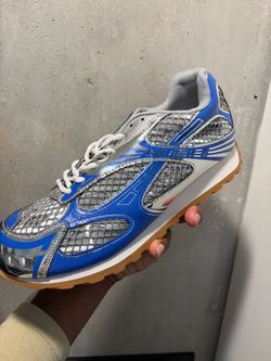 Silver and Blue Boettegas