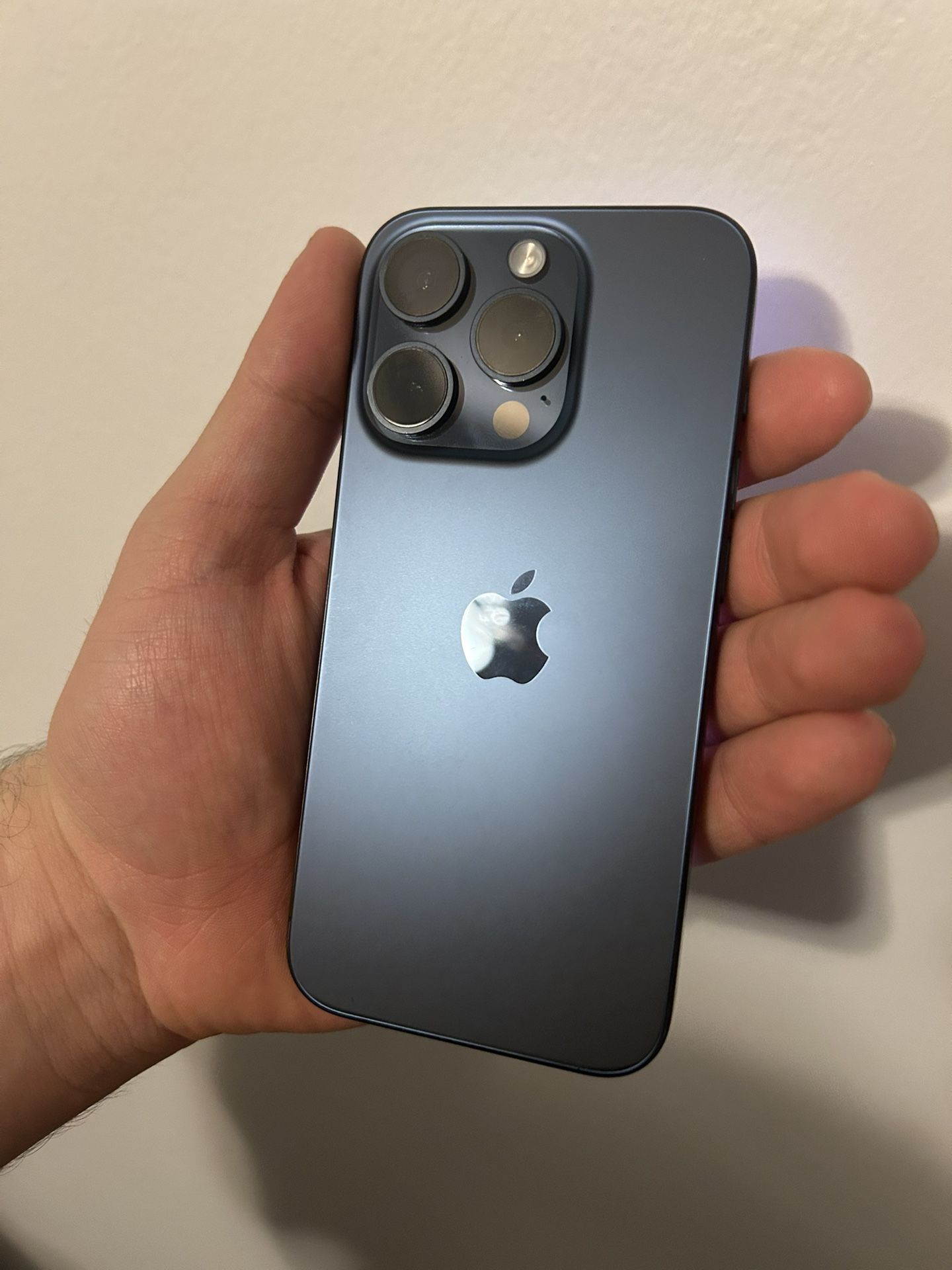 iPhone 15 Pro 128GB Unlocked 