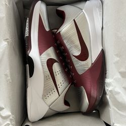 Kobe 5 Lower Merion Protro - SIZE 12