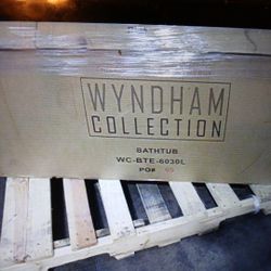 Grayley 60" L By 30" W Acrylic Left Hand Drain Rectangular Alcove Bathtub In White With Chrome Trim