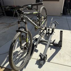 Thule - 2 Bikes Carrier With The Lock 