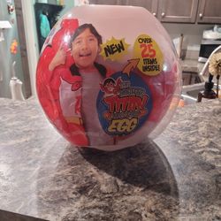 Ryan Mighty Titan Egg