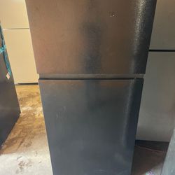 Top Freezer Refrigerator Good Condition 3 Months Warranty 