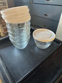 Glass custard cups