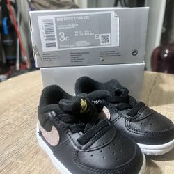 Nike Force 1 Baby Shoes – Size 3C – Great Condition
