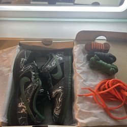 Nike SB x THERE dunk lows