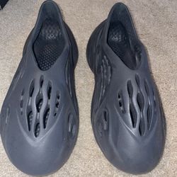Adidas Foam Runner Yeezys Onyx