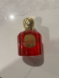 La Rouge Baroque Extreme Perfume