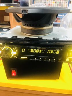 Pioneer's DEH-X3500UI is the first CD receiver in their lineup with MIXTRAX technology.