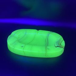 vintage Akro Agate slag uranium glass antique ashtray 