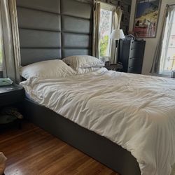 Vant King Bed Frame (Gray Leather) + Fredrick Layout Panels (16 Panels)