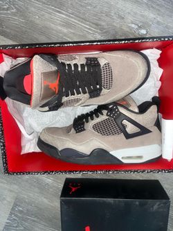 Jordan 4 taupe haze size 8.5