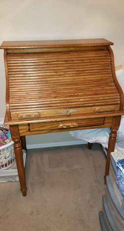 $175 Antique Rolled Top Desk