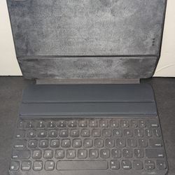 Apple Smart Keyboard Folio Model A2308