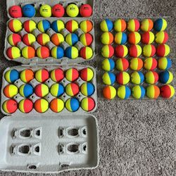 76 Srixon Q Star Tour Divide Golf Balls