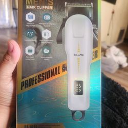 DALING DL-1931 Professional Hair Clippers with Gradient Blue Color USB Charging Stainless Steel Blade Hair Trimmer.