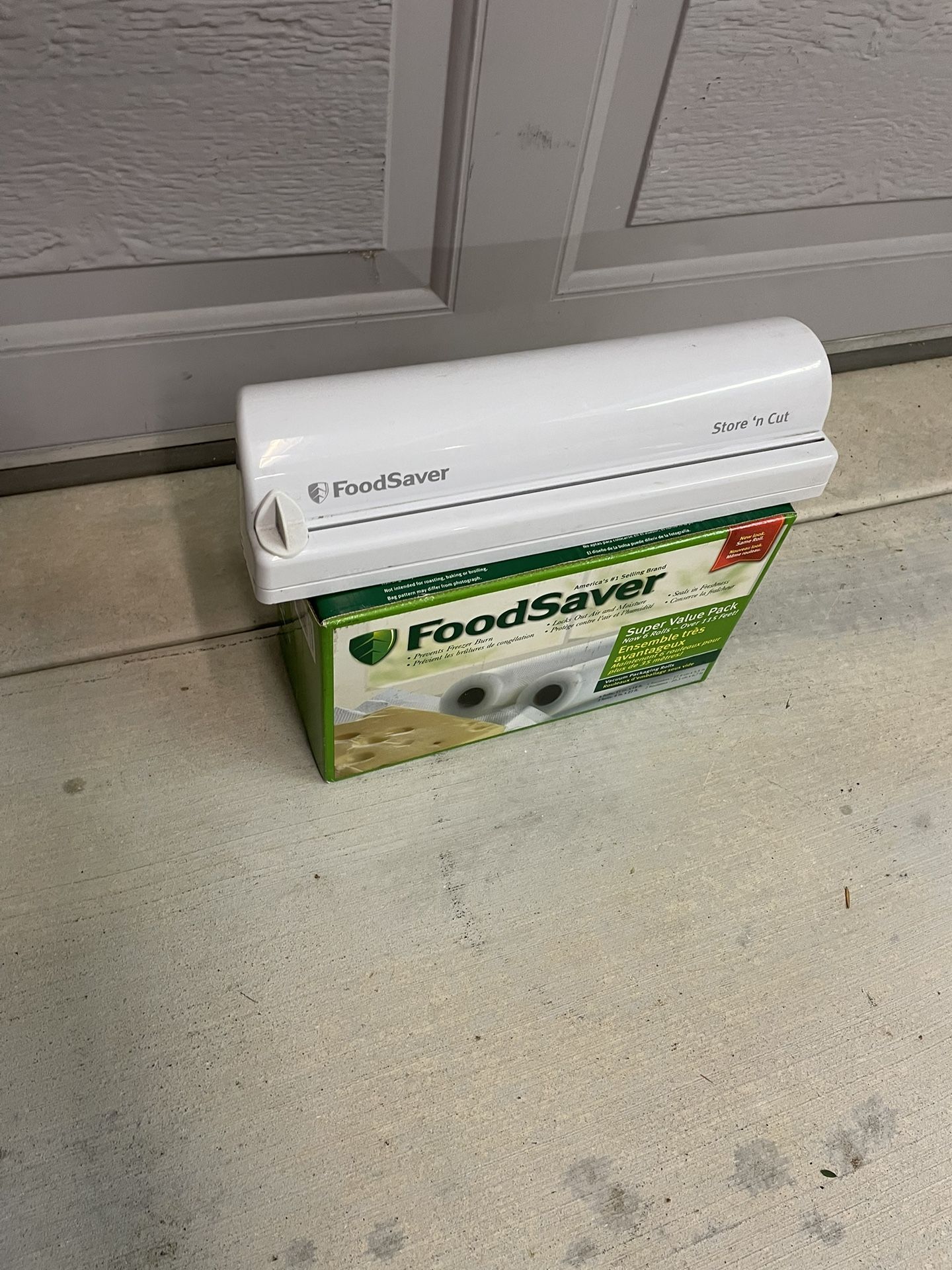 FoodSaver Vacuum Sealer Set