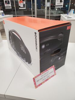 🚨 Loudest JBL  Bluetooth Speaker  Ever? Yup – JBL Boombox 3 Just Dropped to $449 or $1 Down! 🔊🛡️