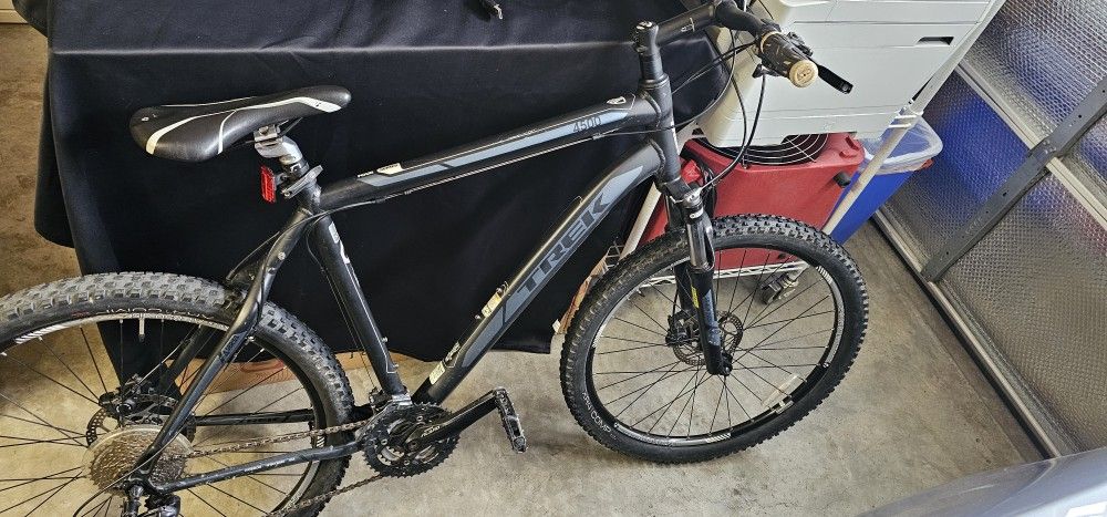 Trek 4500 Mountain Bike