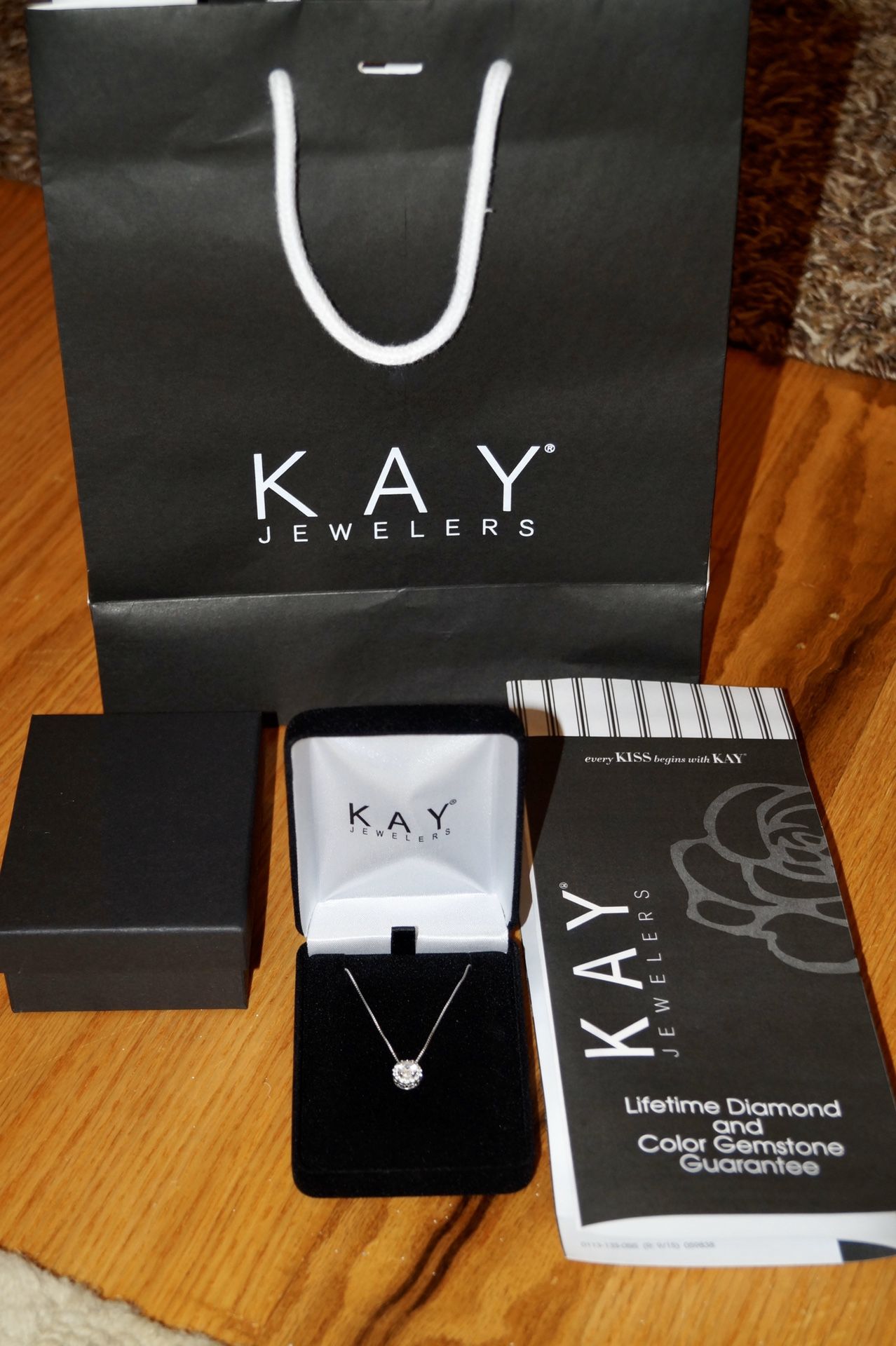 Kay jewelers Diamond necklace for Sale in STOCKRTWN Township PA OfferUp