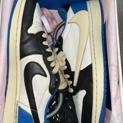 Jordan 1 Low Travis Scott Fragments