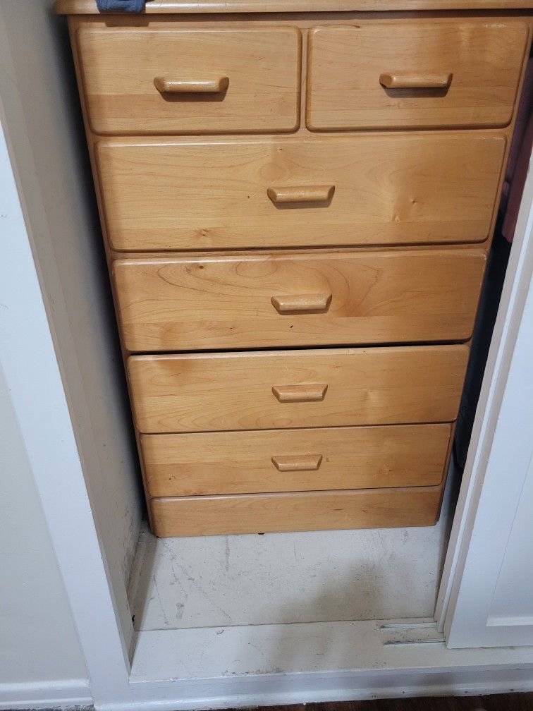 Chest of Drawers