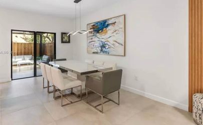 Dining Table with 8 chairs
