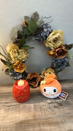 Autumn Halloween Decor Bundle - 17" Wreath, NWT Hello Kitty Plush, Owl Warmer