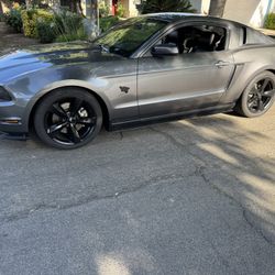 2011 Ford Mustang GT V8 5.0