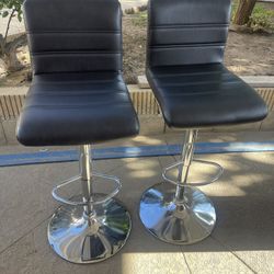 Adjustable Black Bar Stools 