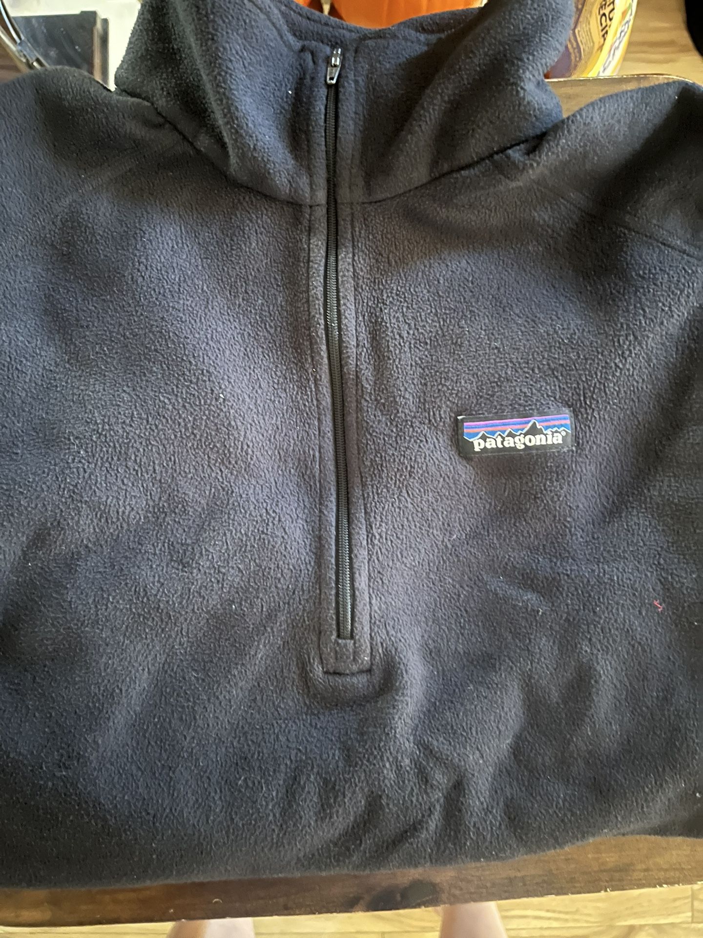 Patagonia Black womens Sweater