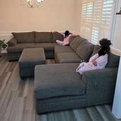 LARGE Ashley Sectional (Color- Grey/Charcoal) PRICE NEGOTIABLE!!!!!