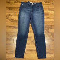 Levi Strauss Shaping High Rise Super Skinny