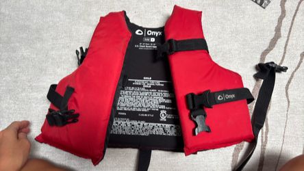 onyx children’s life jacket C 30-50lbs US Coast Guard Approved