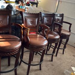 Bar stools 4 