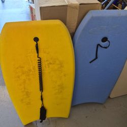 2 Boogie Boards Good Condition