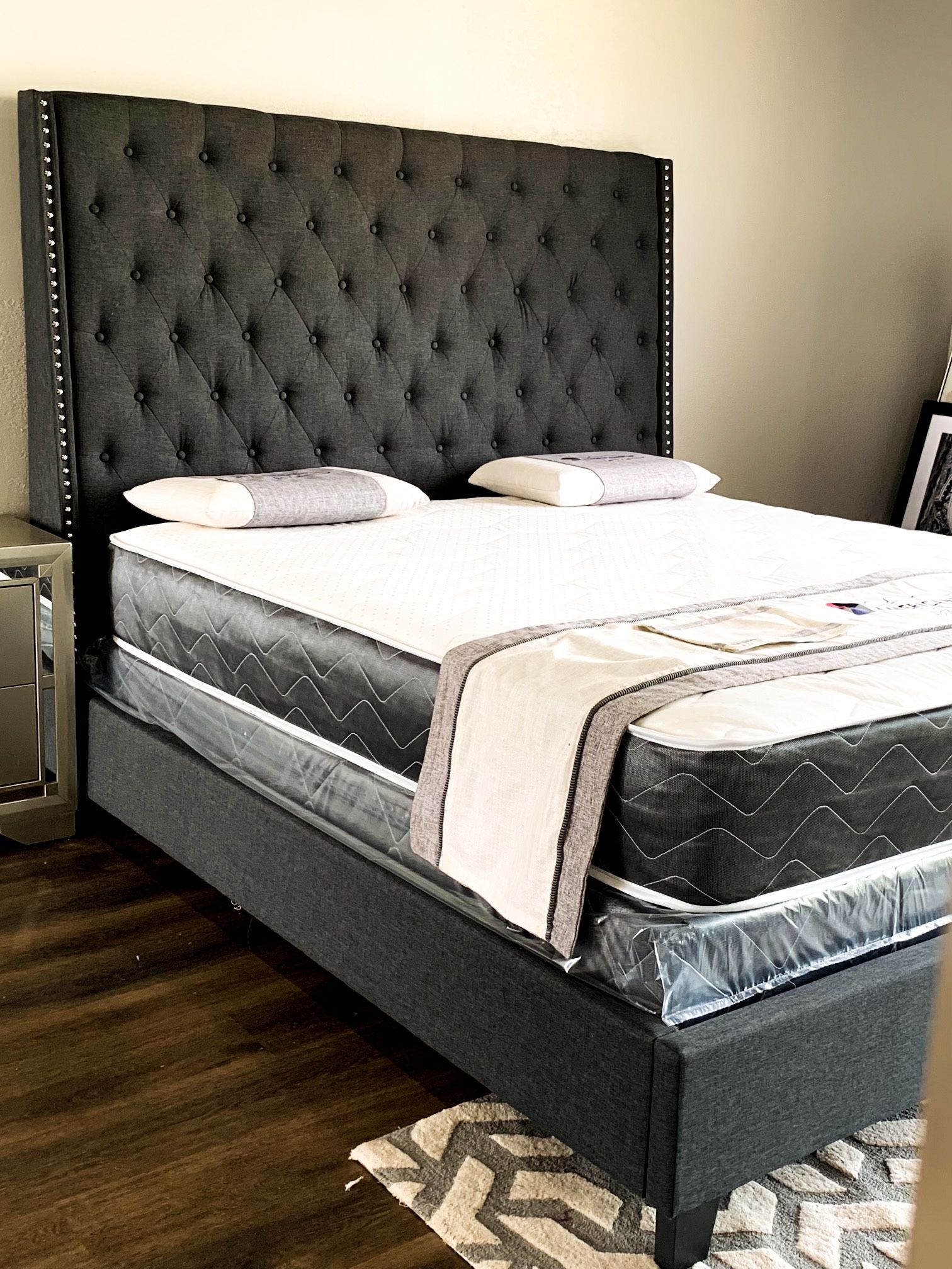 King Linen Bed Plus King Plush Mattress (Free Delivery)