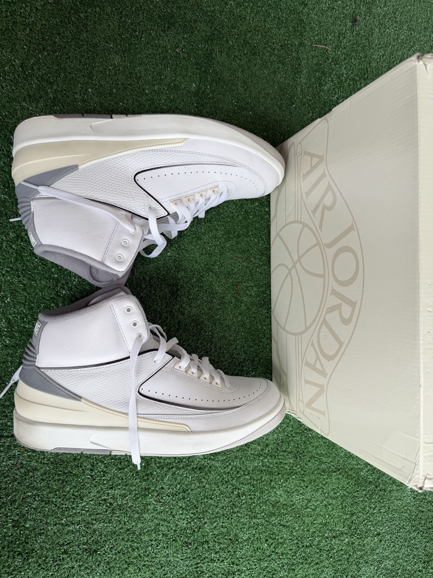 Air Jordan 2 Retro