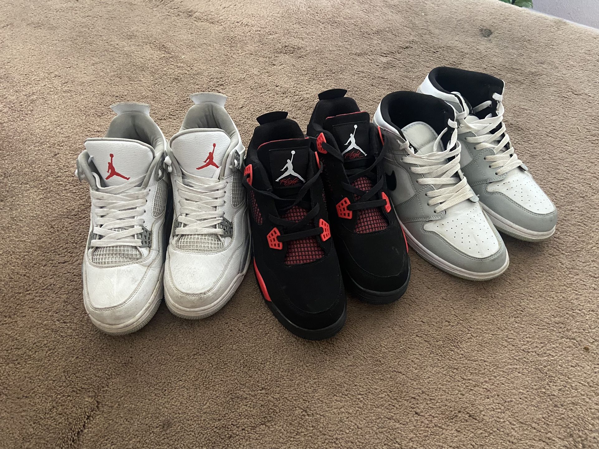 Fake Sneakers Sizes 9.5 (READ DESCRIPTION)