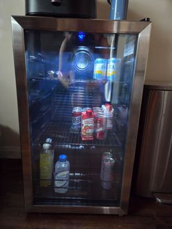 Beverage Refrigerator mini fridge