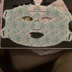 LED Light Therapy Mask  New 