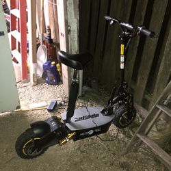 2000 Watt Mototec Electric Scooter