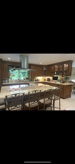 Upper Wood Kitchen Cabinets