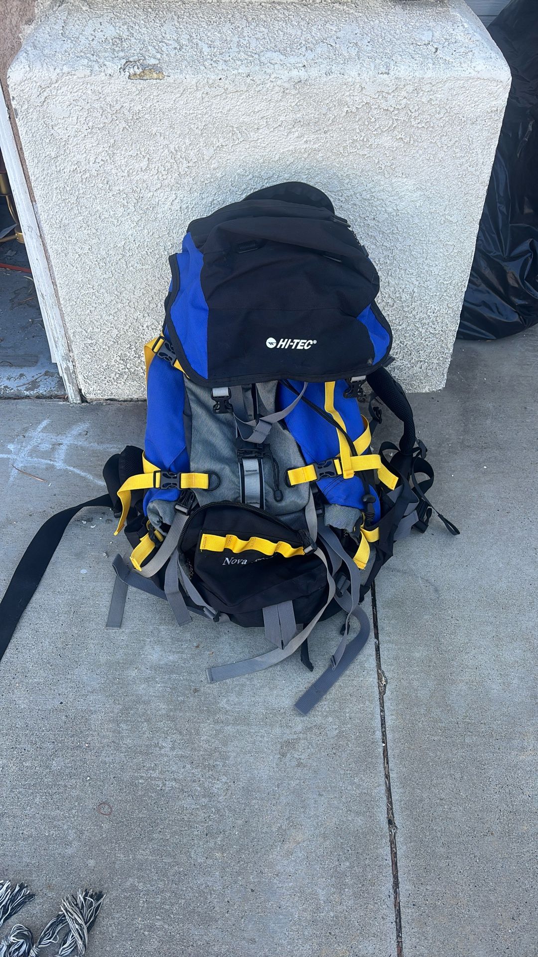 HI-TEC NOVA 55 + 10 Backpack