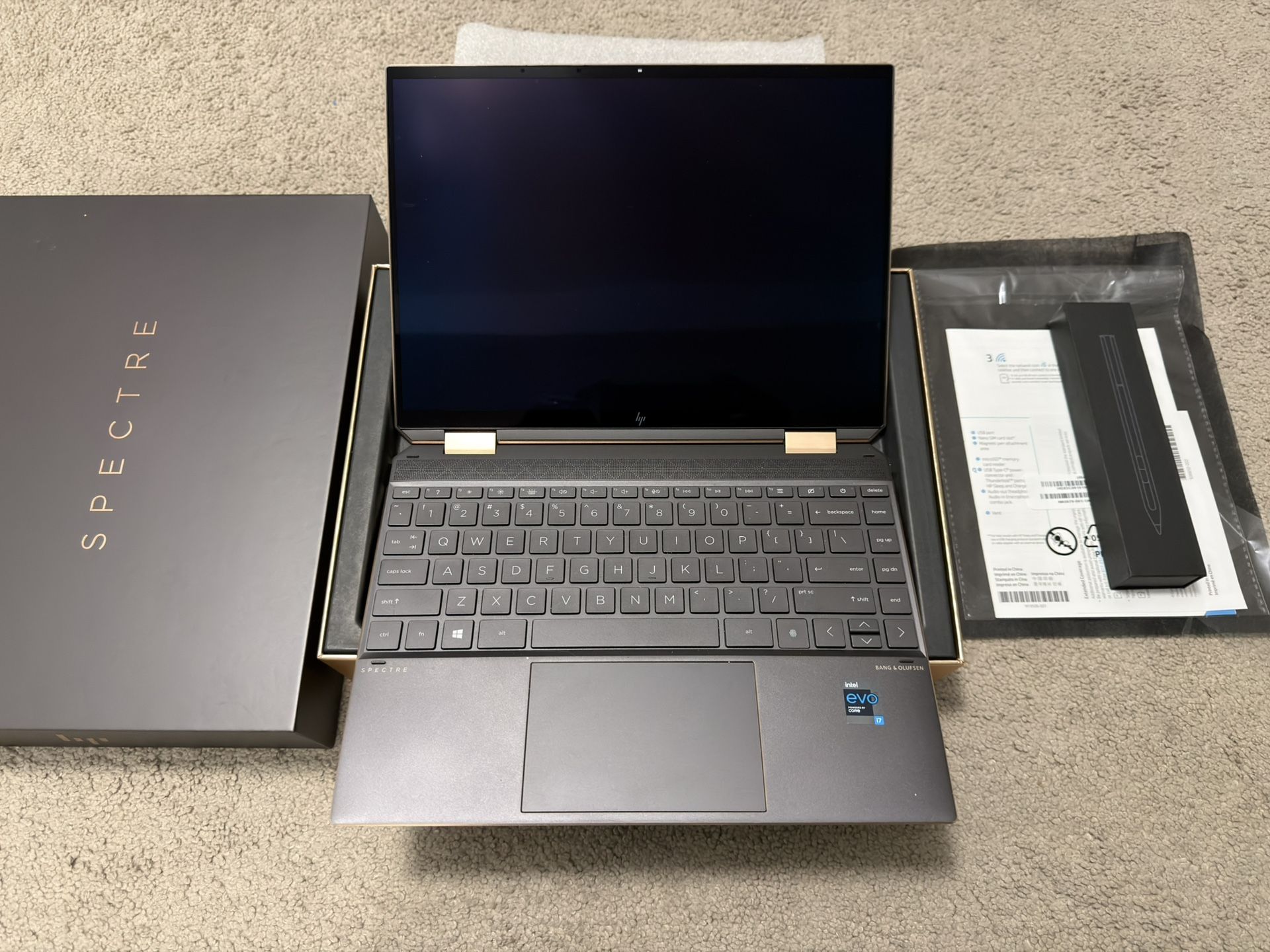  HP Spectre X360 Touchscreen 14" 2-in-1 convertible Windows 11 Pro laptop, 1TB - 16GB RAM - i7 - Iris XE 