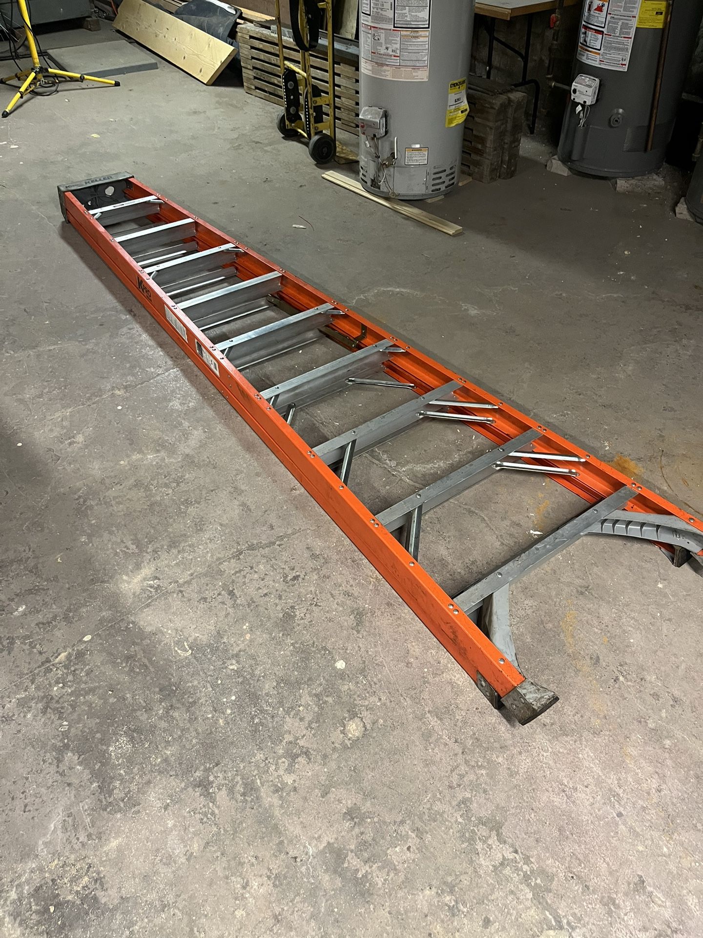 10ft Fiberglass Ladder- Keller K-Pro