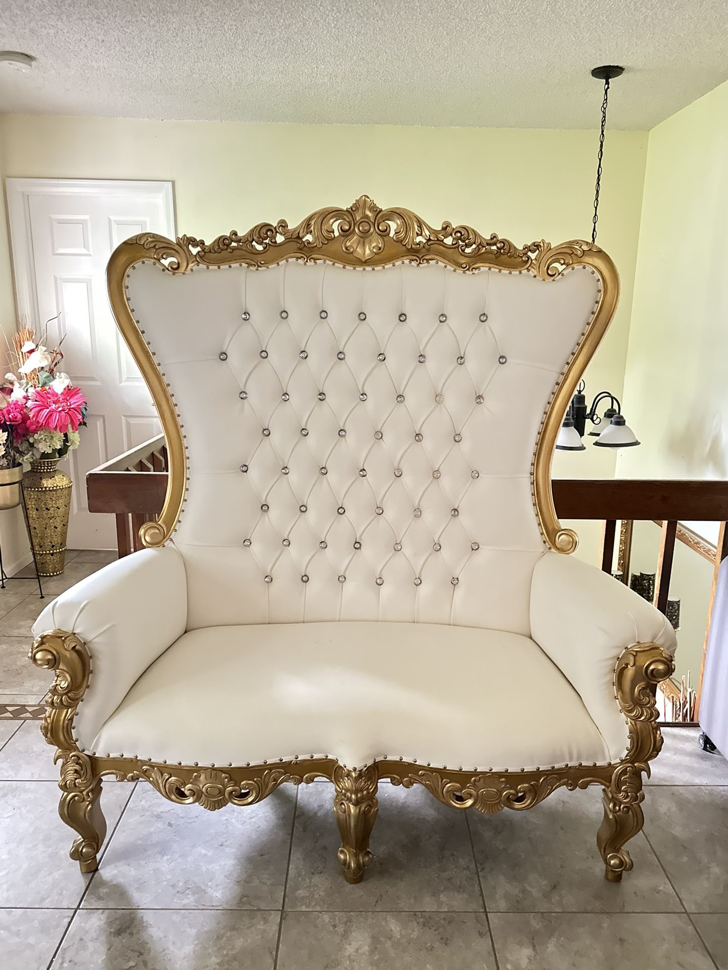 royal chair